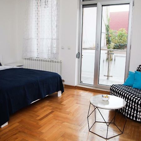 Mikele Belgrade Exterior photo